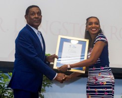 https://www.uwiglobalalumnihub.com/langston-roach-a-business-titan