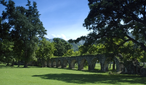 The Aqueduct, Mona